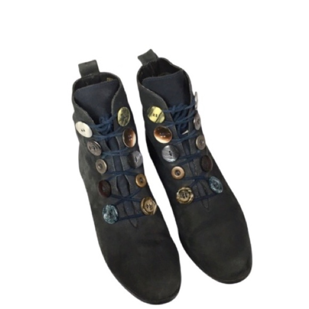LJ Simone Style Vintage Navy Blue Button-Accent Boots Shoes 7.5